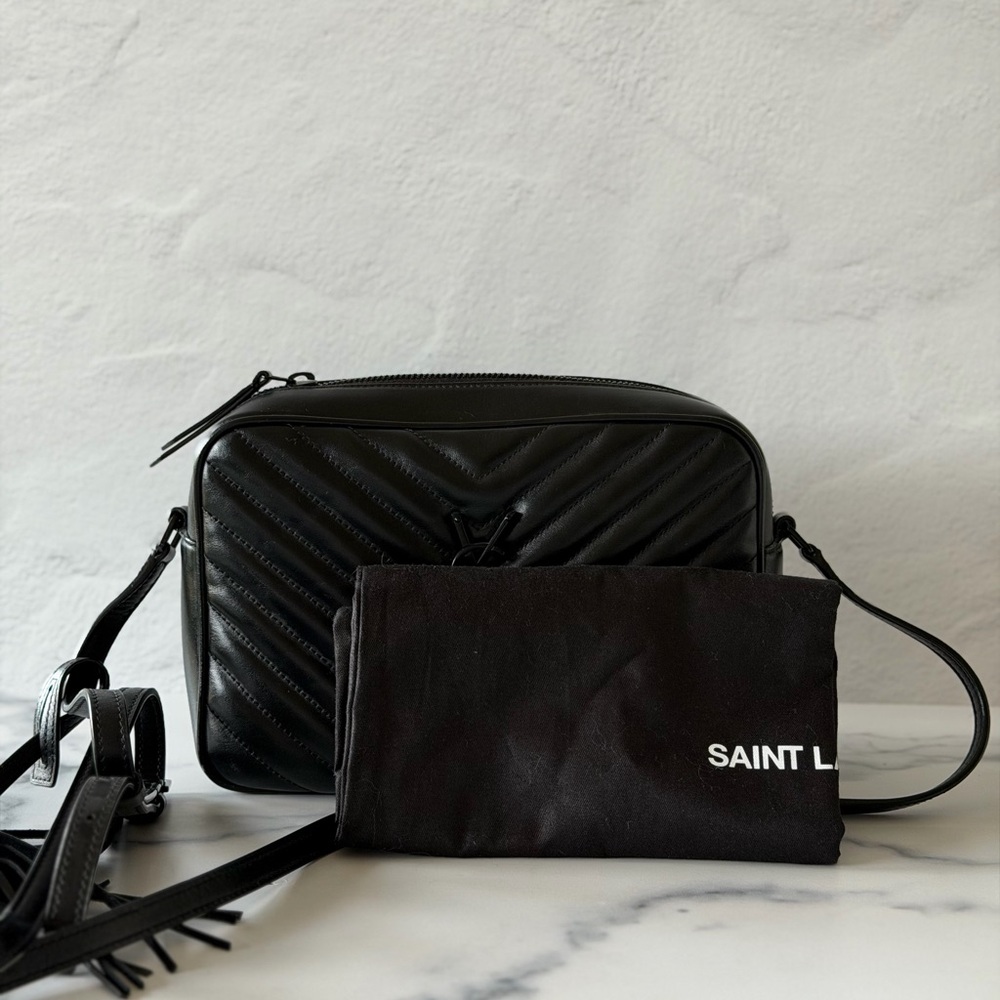 Yves Saint Laurent Lou Mattelassé Medium Camera Bag w/ Tassels - Picture 7 of 9